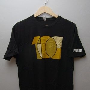 Pearl Jam - 10 Club 2016 Member - Men's Shirt - L